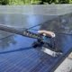 Ska man egentligen tvätta solceller? Här rengörs paneler med ultrarent vatten
